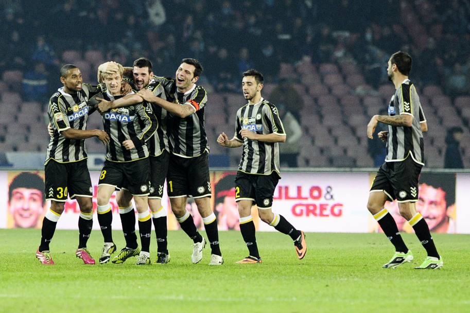 L&#39;Udinese festeggia per aver conquistato un punto che, soprattutto sul 2-0, sembrava impossibile